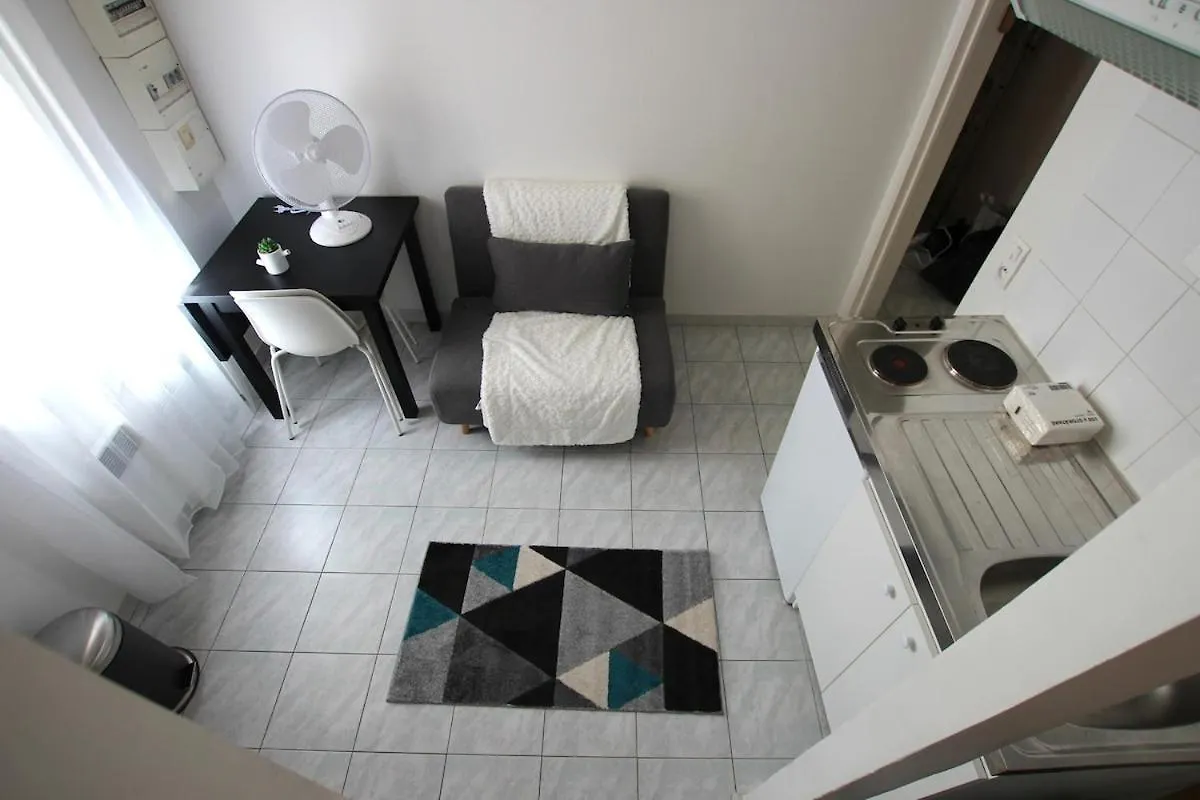 Studio Proche De La Mer Nizza Apartment